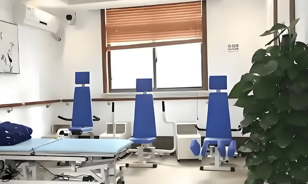深圳人户费用_姜文硬着头皮上，爹味尚可接受 爹味保利址：和熹会地