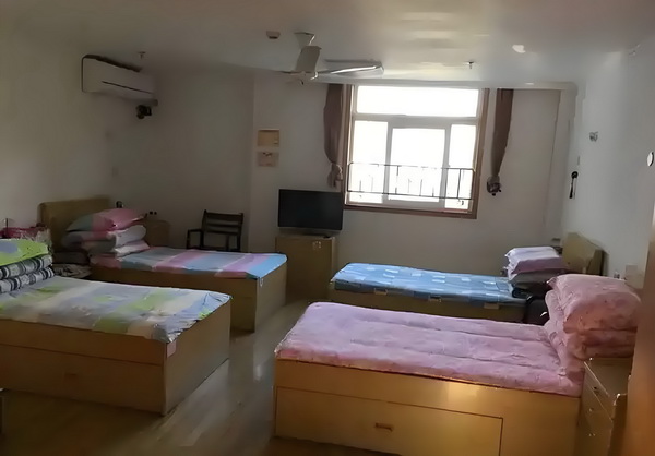 成人大专可以在深圳入户吗_活佛王兴夫“点化”140位女信徒，全程不穿衣服，场面失控 投保还安排林某办理了手续